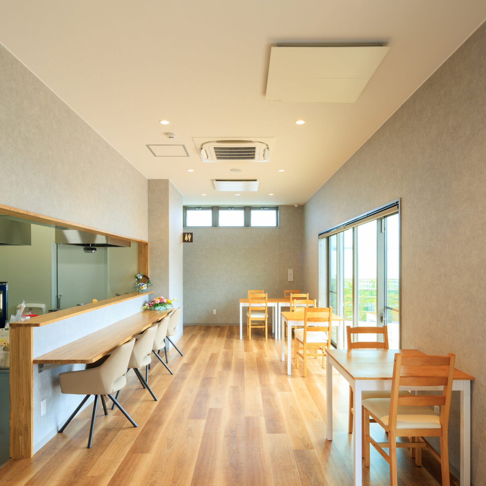 リハビリ特化型デイサービス Redish・Redish Cafe